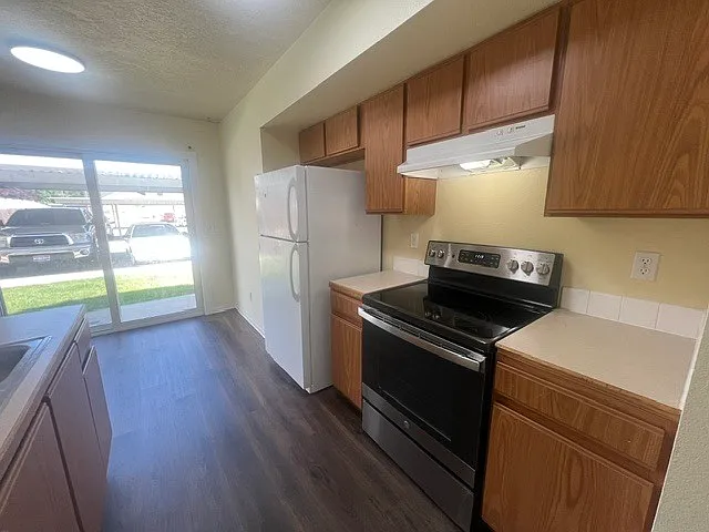 1385 N Stephanie Ln #104 — Photo 5