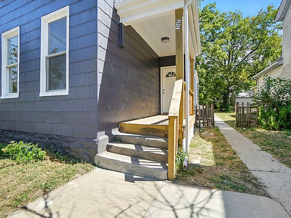 4th image of 2142 Benninghofen Ave