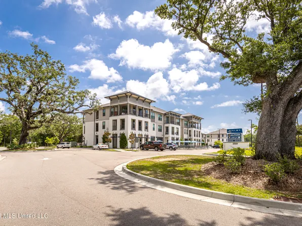 2501 Bienville Blvd #416, Ocean Springs, MS 39564