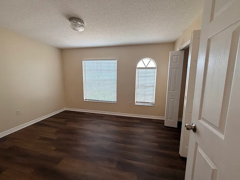 3902 E Yukon St #C — Photo 12