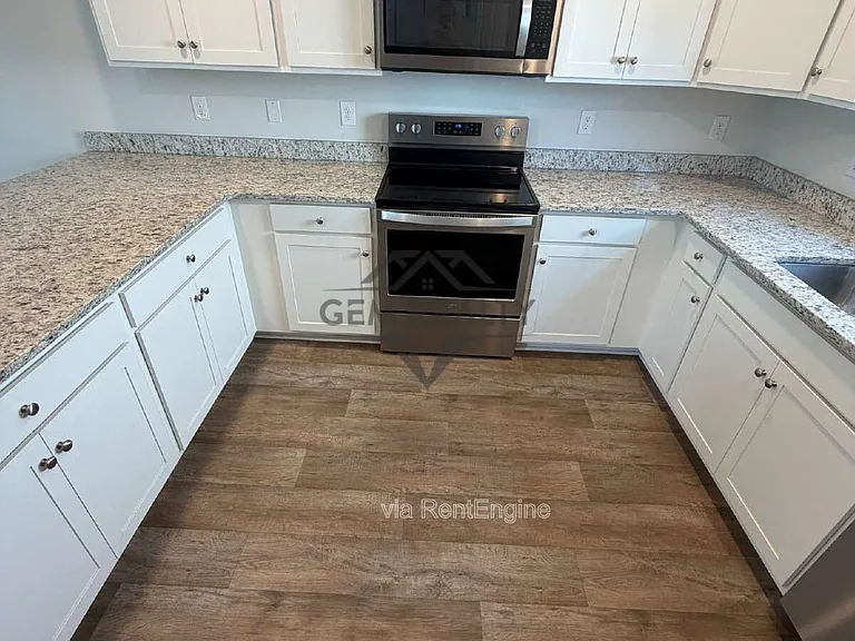 6619 Sacagawea St — Photo 44