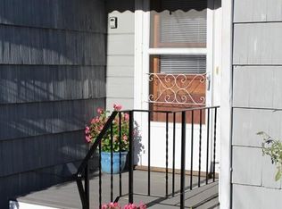 10 Hammond Ct #1, Quincy, MA 02169