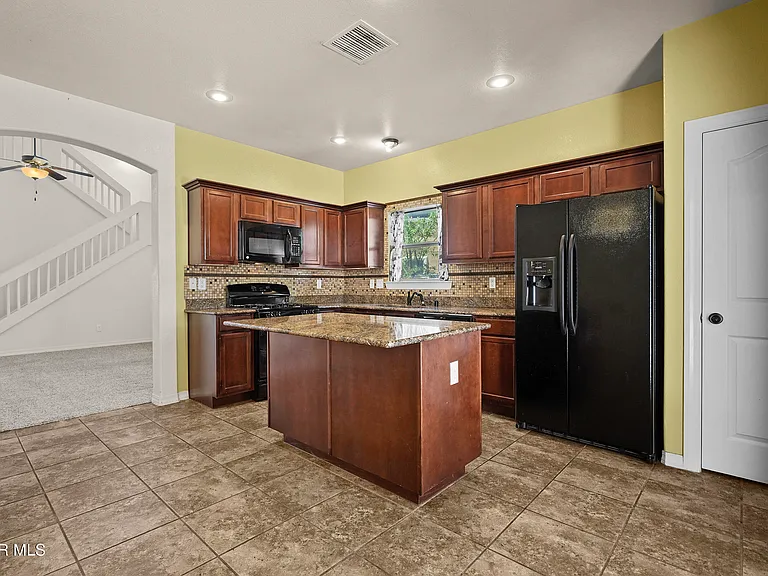 369 Emerald Acres — Photo 14