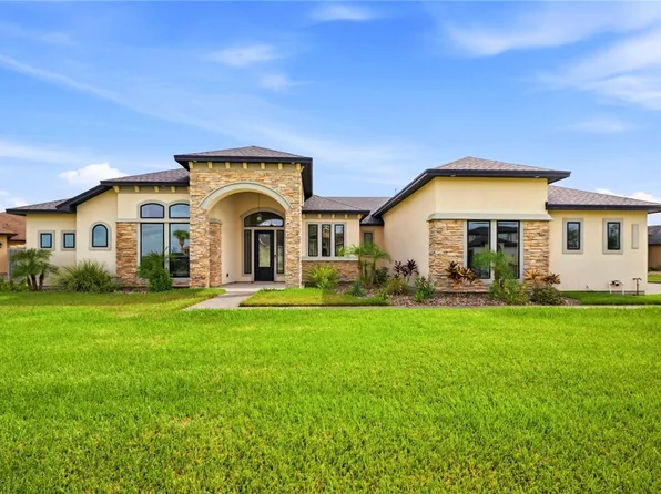 6202 Lago Vista Dr, Corpus Christi, TX 78414