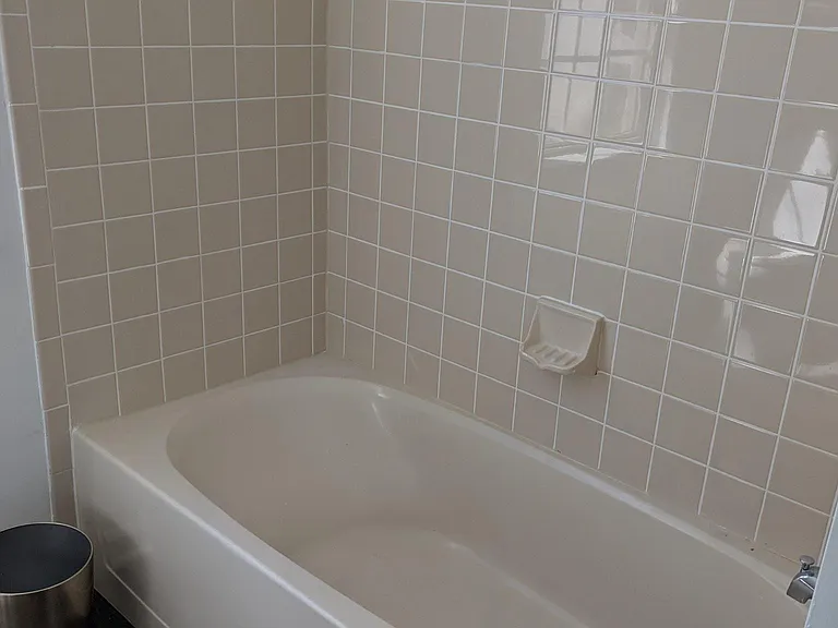 411 Hanrahan Ct SE — Photo 24