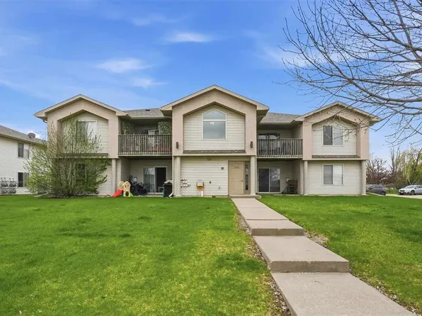 1355 N Jones Blvd APT 5, North Liberty, IA 52317