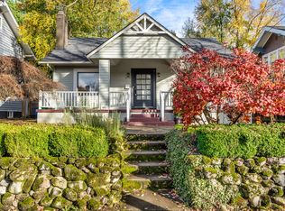 3719 NE Senate St, Portland, OR 97232