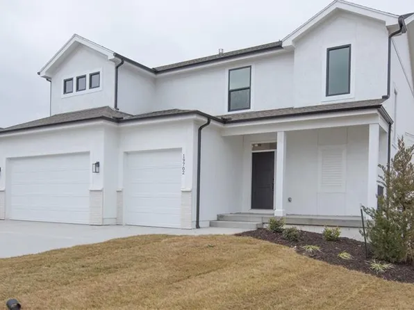 19610 W 195th Pl, Spring Hill, KS 66083