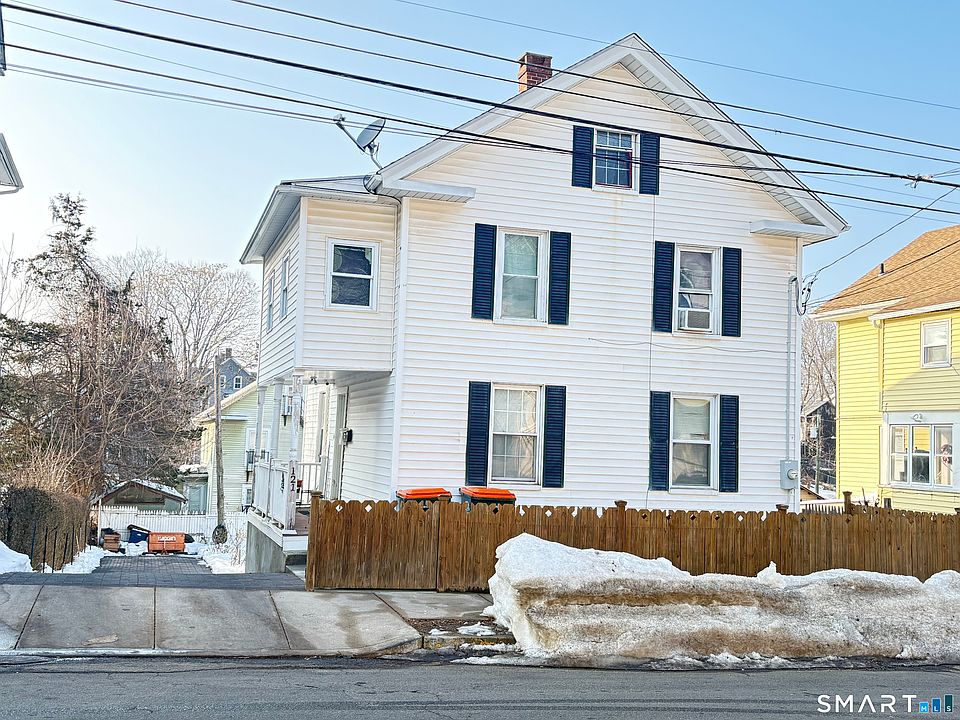 1st image of 121 Willow Street