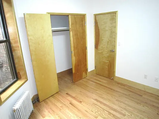 Rented by Concept Real Estate Group | media 8