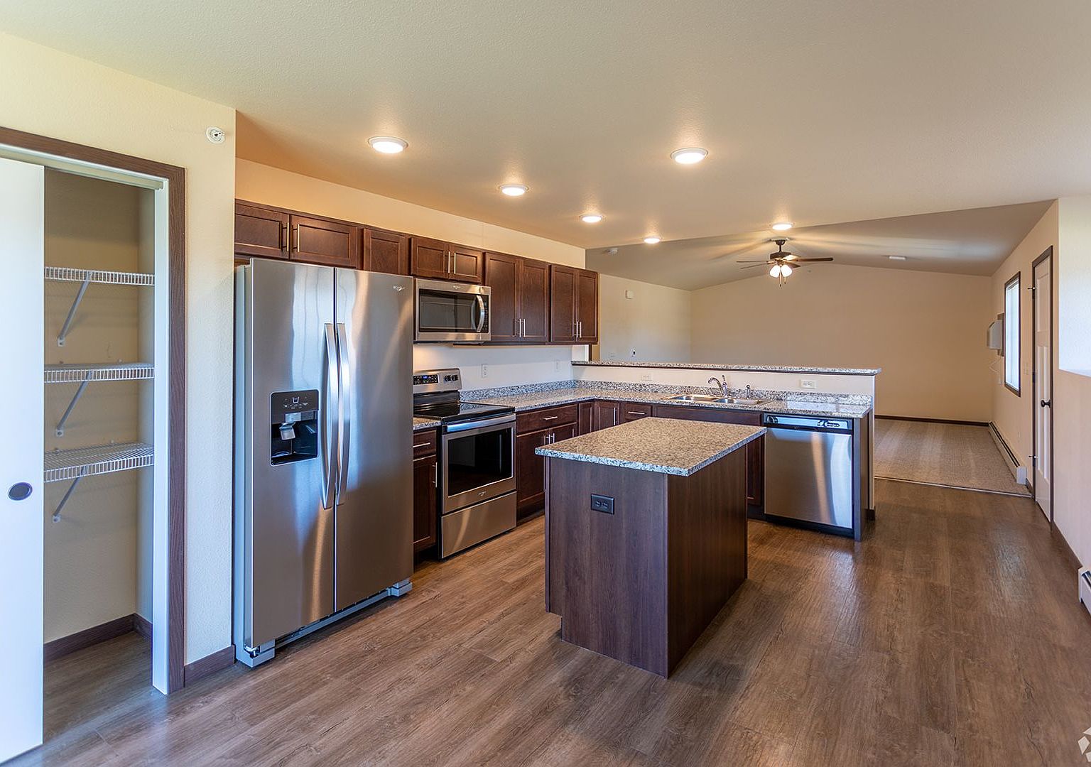 1190 Kronenwetter Dr 116602, Mosinee, WI 54455 Zillow