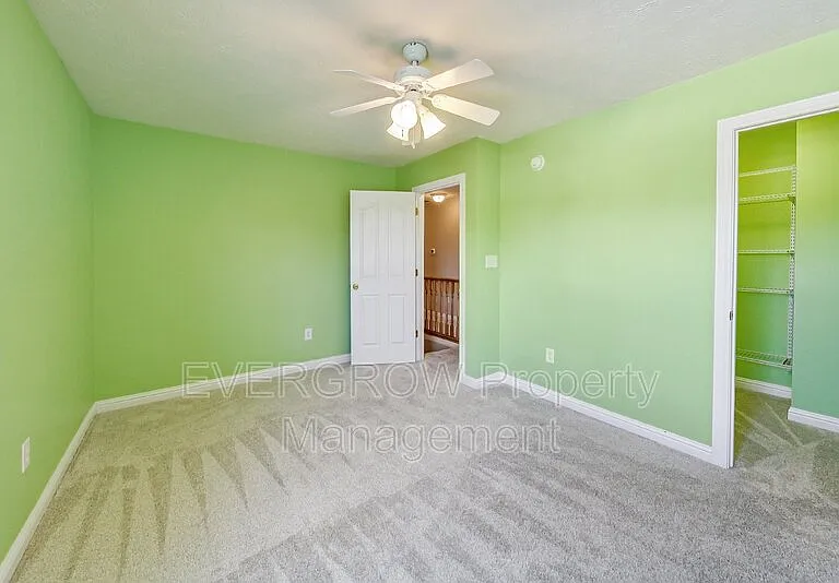 1047 Andrew Ct — Photo 29
