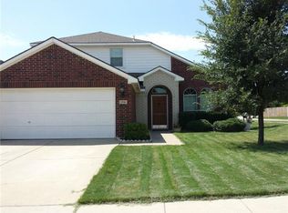 3716 Mossbrook Dr, Fort Worth, TX 76244