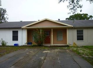 5853 S 38th St, Greenacres, FL 33463