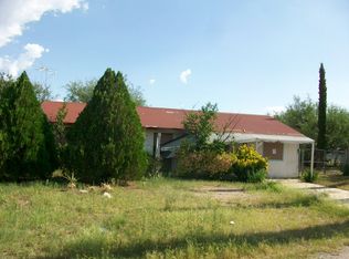 425 Menudo Ct, Rio Rico, AZ 85648