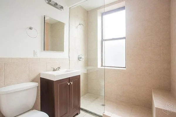 Rented by Compass | media 13