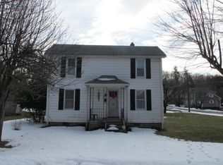 711 9th Ave, Marlinton, WV