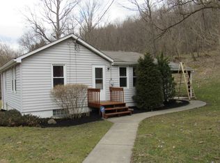 1670 Bennetts Run Rd, Beaver Falls, PA 15010