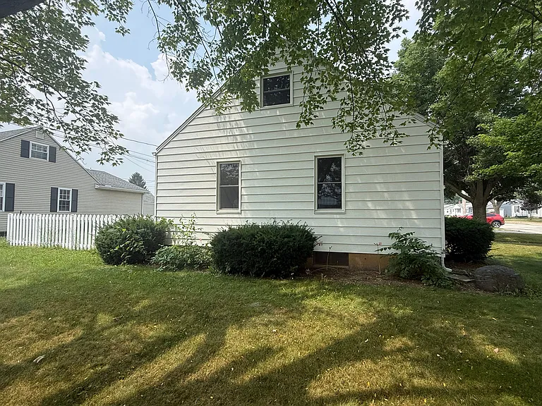 101 Ohio St — Photo 12