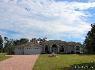 55 Beech St, Homosassa, FL 34446