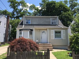 12 Belmont Pkwy, Hempstead, NY 11550