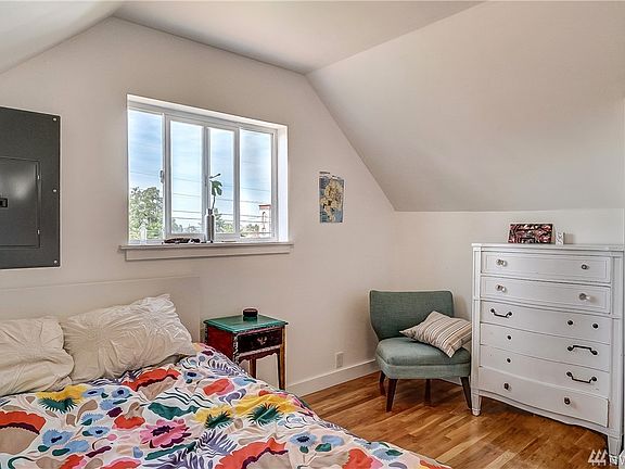 5th image of 619 E Morton St #1 & 2