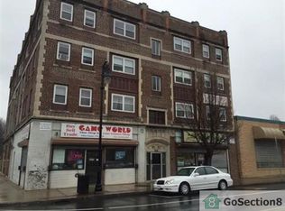 5 Osgood St, Springfield, MA 01107