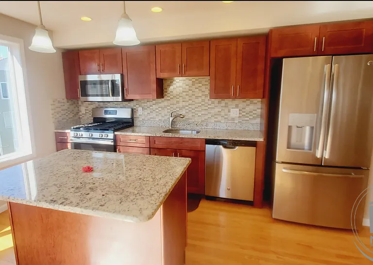 22 John Hancock Dr — Photo 1