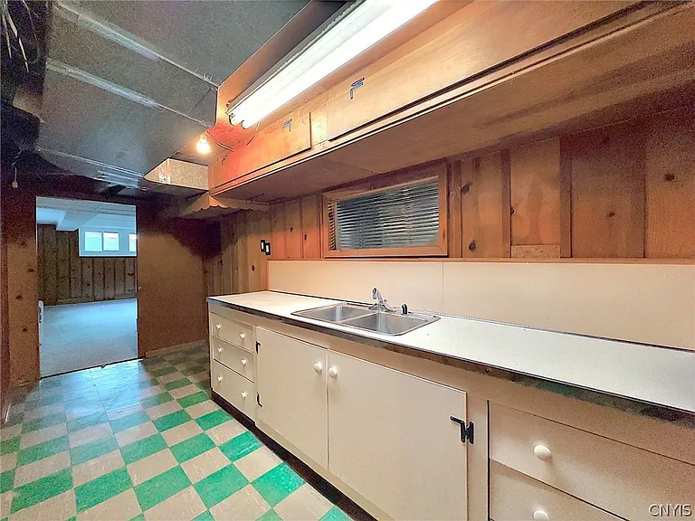 4055 Bristol Rd — Photo 31
