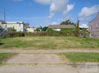 713 37th St, Galveston, TX 77550