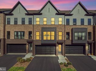 42162 Stone Press Ter, Ashburn, VA 20148