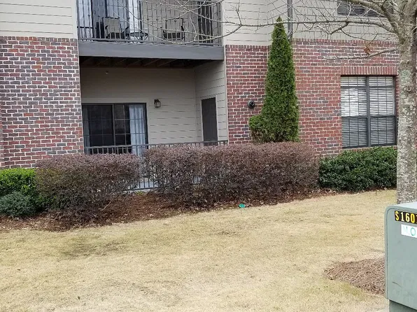 312 Riverhaven Pl, Hoover, AL 35244