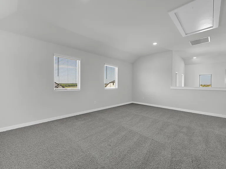 305 Millwood Ln — Photo 28