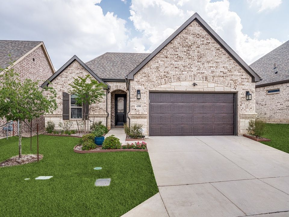 1st image of 4300 Carrera Dr