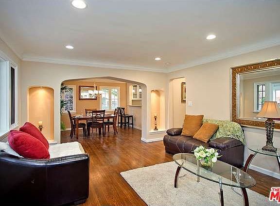 3rd image of 1547 N Mar Vista Ave