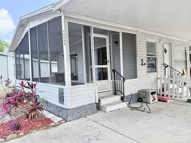 16648 Daeza Dr — Photo 9