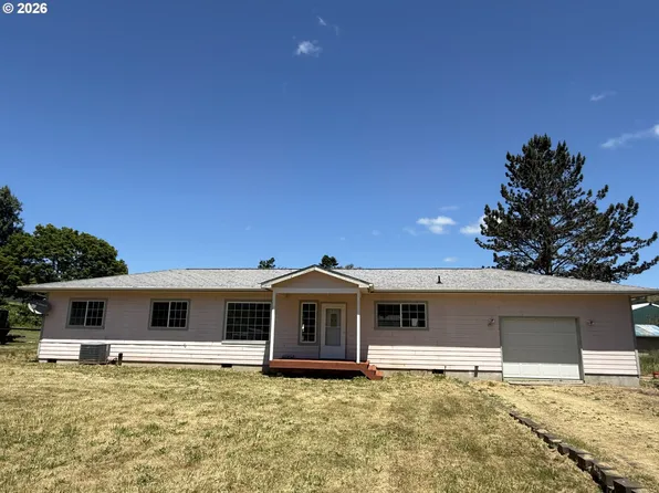 151 E Date St, Powers, OR 97466
