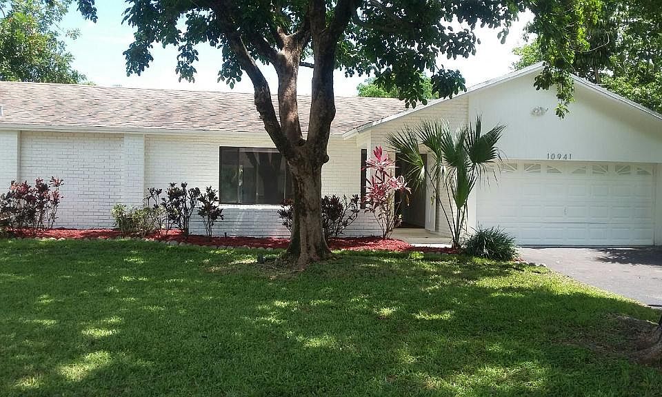 1st image of 10941 NW 21st Pl