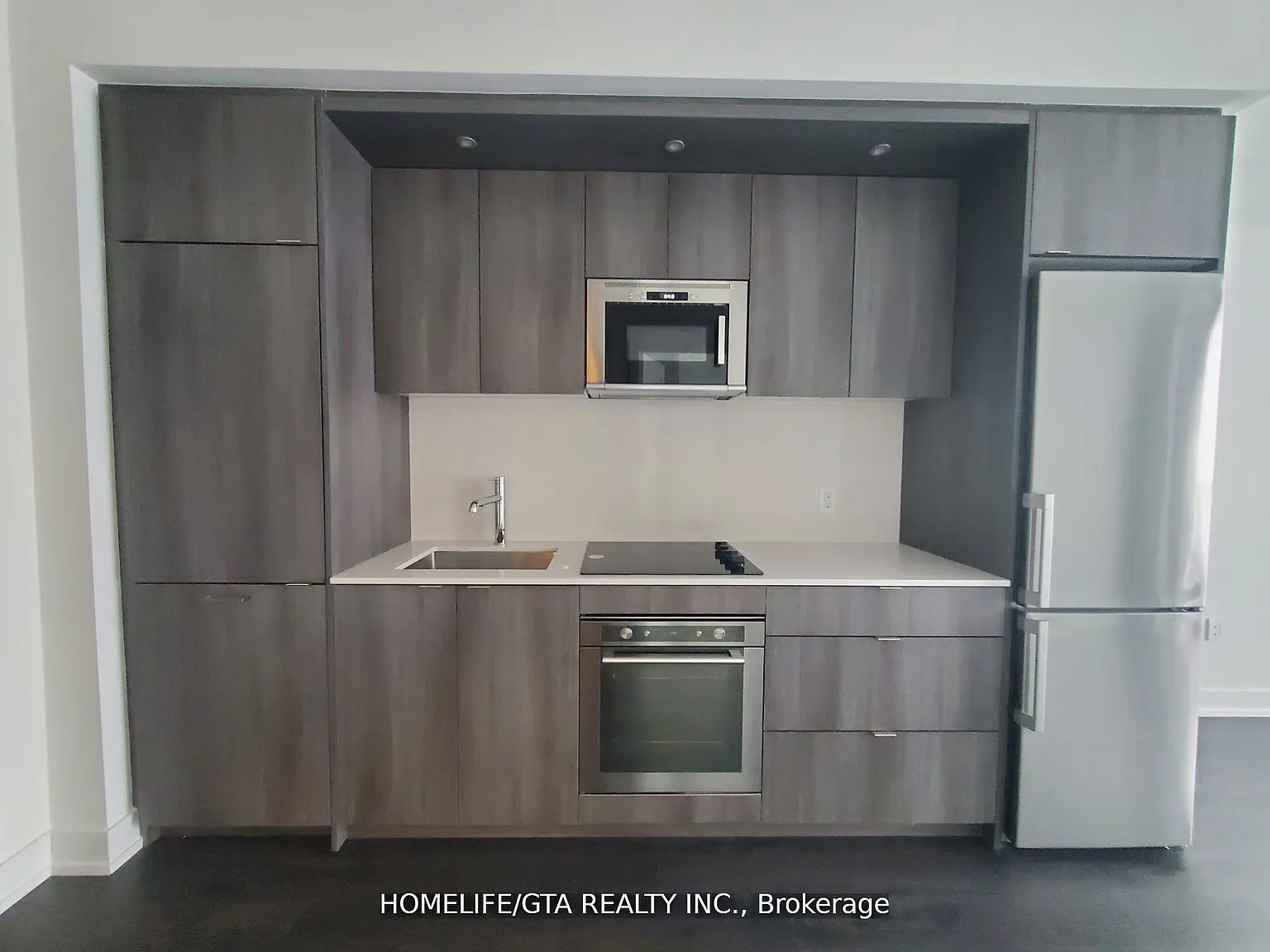 1 bed, $2,000 — Photo 3