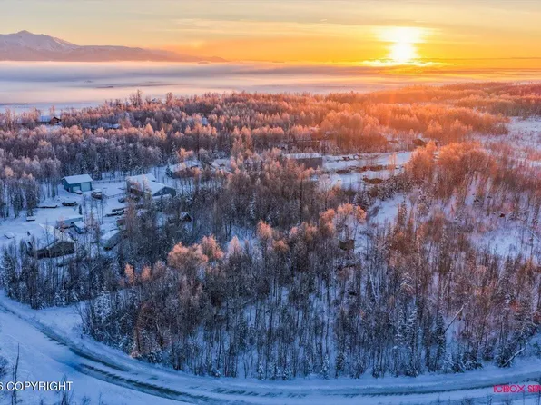 3700 S Krisun Dr, Wasilla, AK 99654