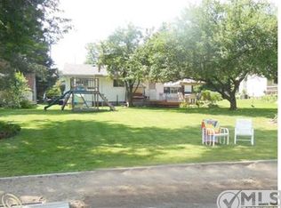2440 Amelia Dr, Highland, MI