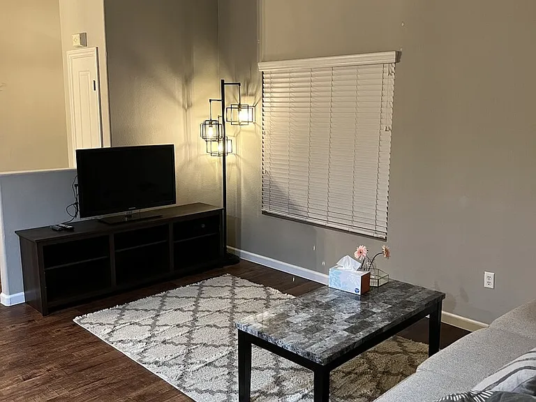 Tuscany Rose Ct — Photo 5