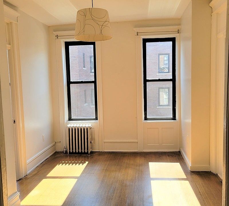 1st image of 246 Pacific St #37