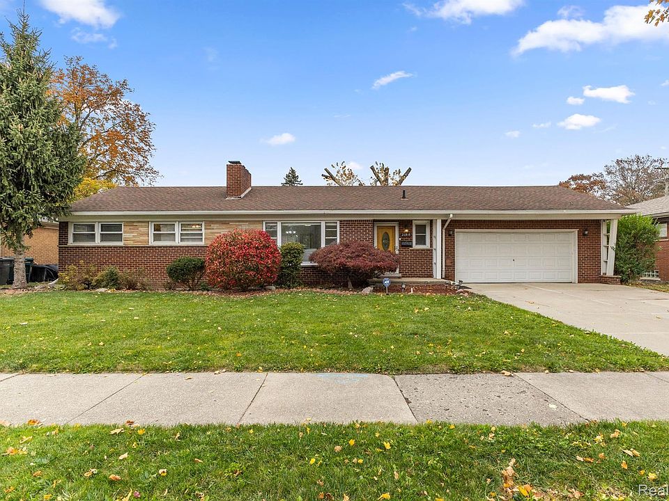 1st image of 21915 Outer Dr