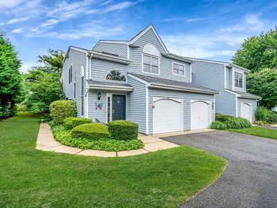 32 Lakebridge Drive S, Kings Park, NY, 11754