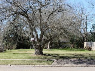 812 Busse Cir, Pasadena, TX 77503