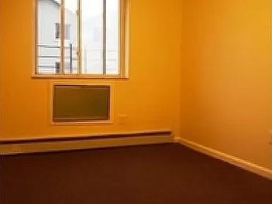 5th image of 73 E 28th St #3