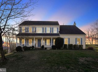17912 Swans Creek Ln, Dumfries, VA 22026