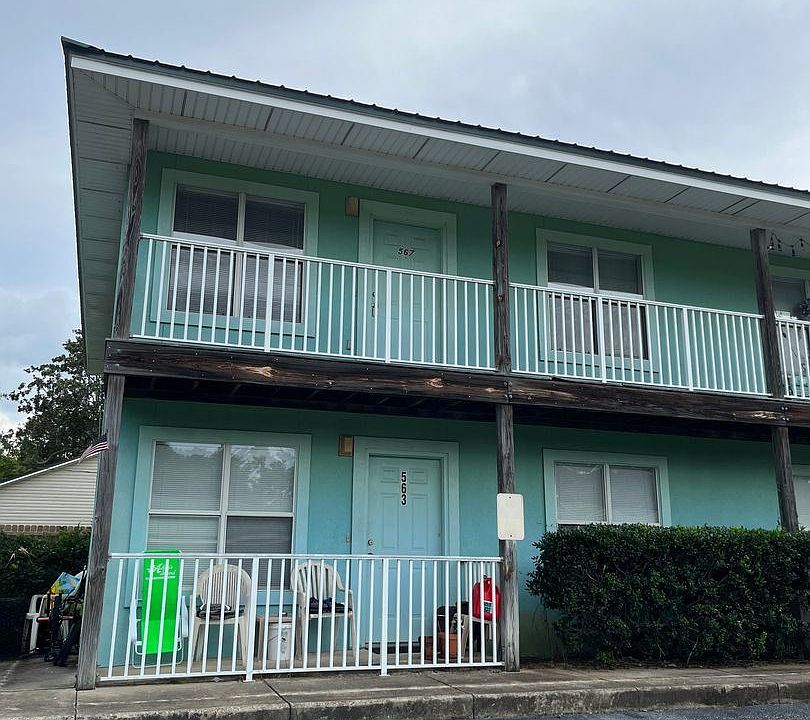 1st image of 567 Florosa Ct