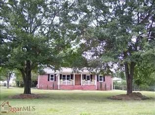 304 Green Dr, Liberty, SC 29657